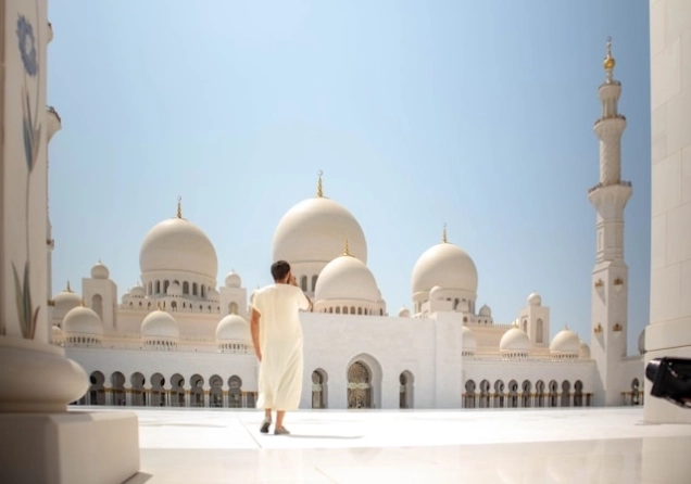 Muslim and Islamic trader or investor