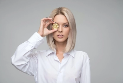 Top Female Crypto Influencers to Follow